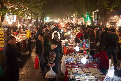 郫縣都有哪些夜市：夜市風情，窺探本土夜色